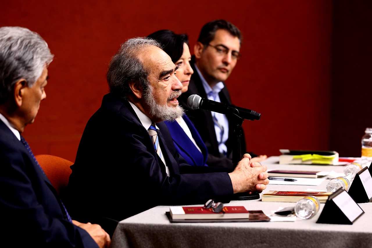 “Los políticos mentirosos deberían ir a la cárcel” 1 Extra Abraham Nuncio director del Centro de Estudios Parlamentarios