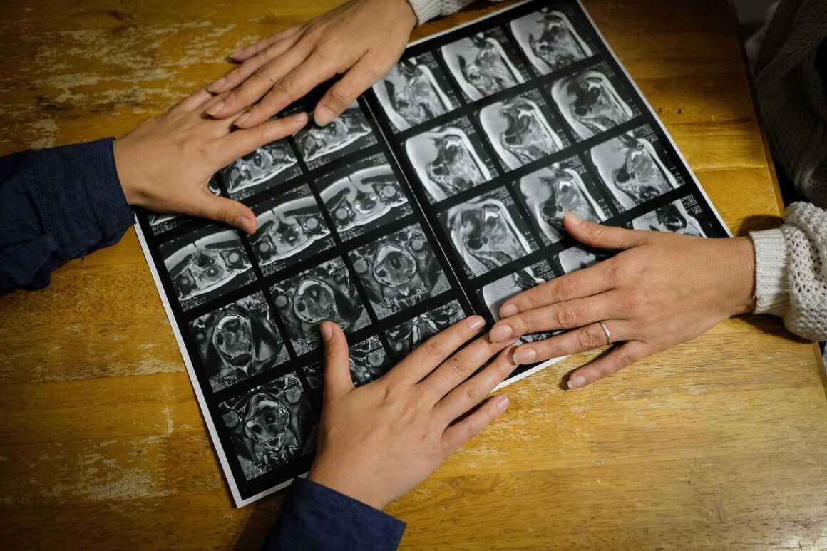 Cuerpos invisibles: mujeres contra la exclusión y la violencia médica 9 26