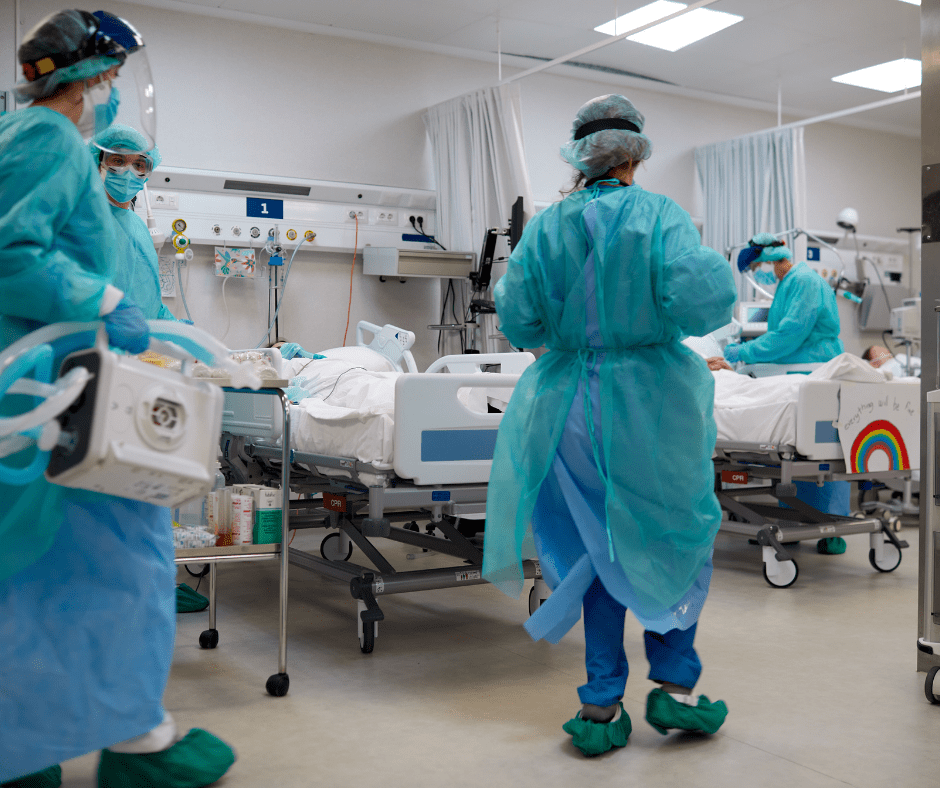 Amarillo y Negro Griddy Letra Grande Medioambiente Personas ODS Publicacion de Facebook