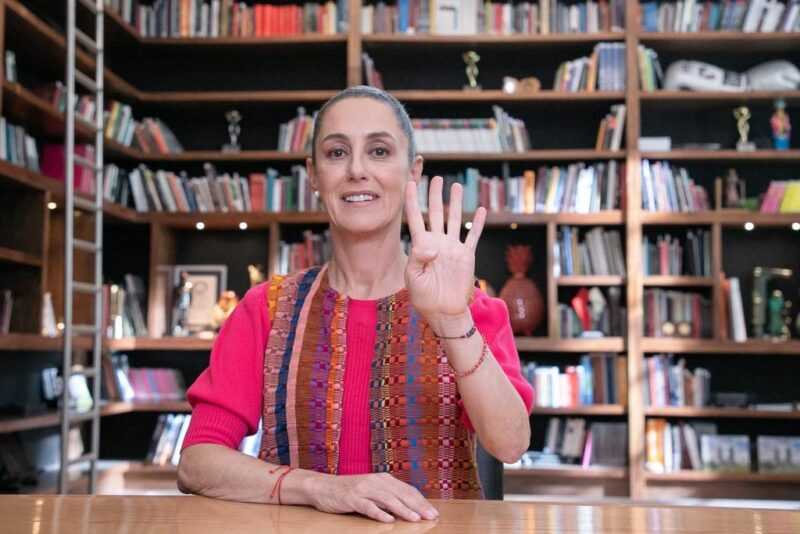 Es falsa la imagen de Claudia Sheinbaum promocionando el libro “El Rey del Cash” 2 309825509 667041624789678 3823977540012965688 n