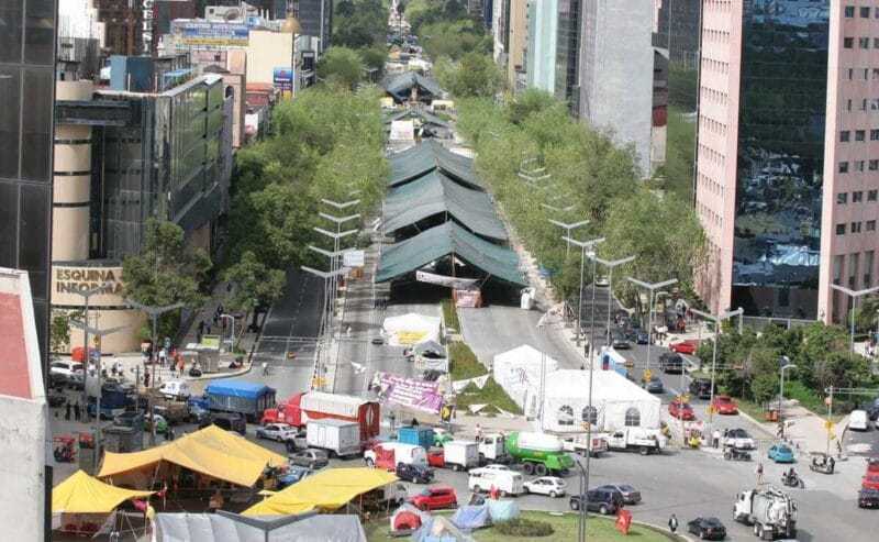 mega plantón amlo bloqueo