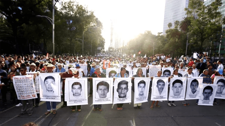 Ayotzinapa-estudiantes 43