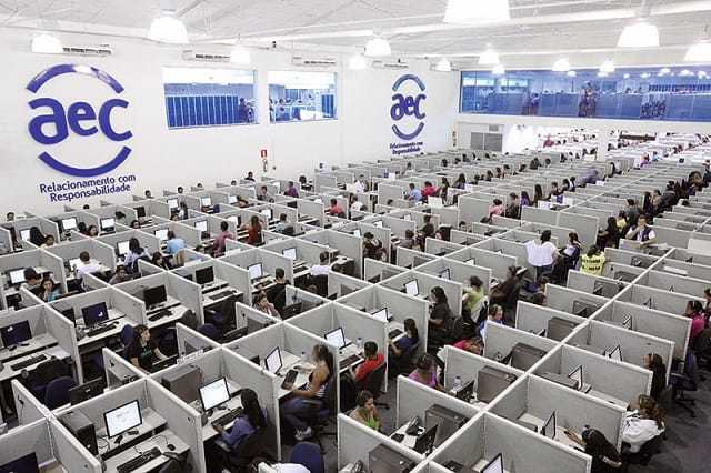 Es falsa la granja de bots a favor de AMLO, es un bulo que circula desde 2015 2 Imagen del call center AEC en Brasil