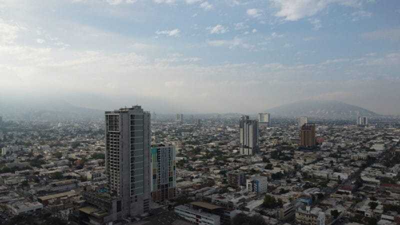 ¿Vive el Centro de Monterrey un proceso de gentrificación? 1 NOTA 2 FOTO 2 Semillero