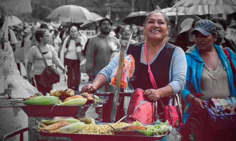La participación silenciosa de las mujeres, mueve la economía de Nuevo León 1 mujeres economia informal fotoarteCL
