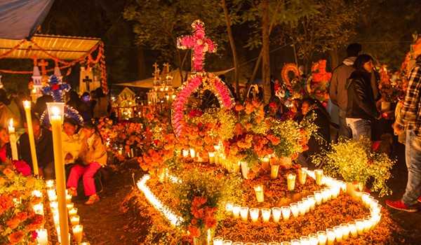 Más allá del altar: Las tradiciones de Día de Muertos que no verás en Instagram 3 dia de muertos patzcuaro