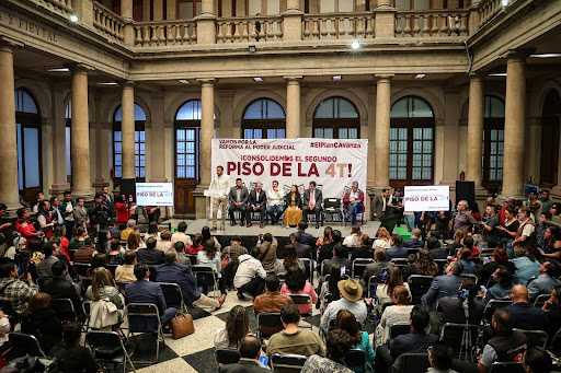 Refugio para la propaganda rusa y también sitio de bodas: Historia desde dentro del Club de Periodistas de México 1 Conferencia prensa Morena. foto de clara brugada